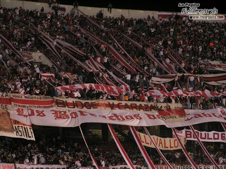 River Plate vs Liga Universitaria de Quito (LIB 2005) 22